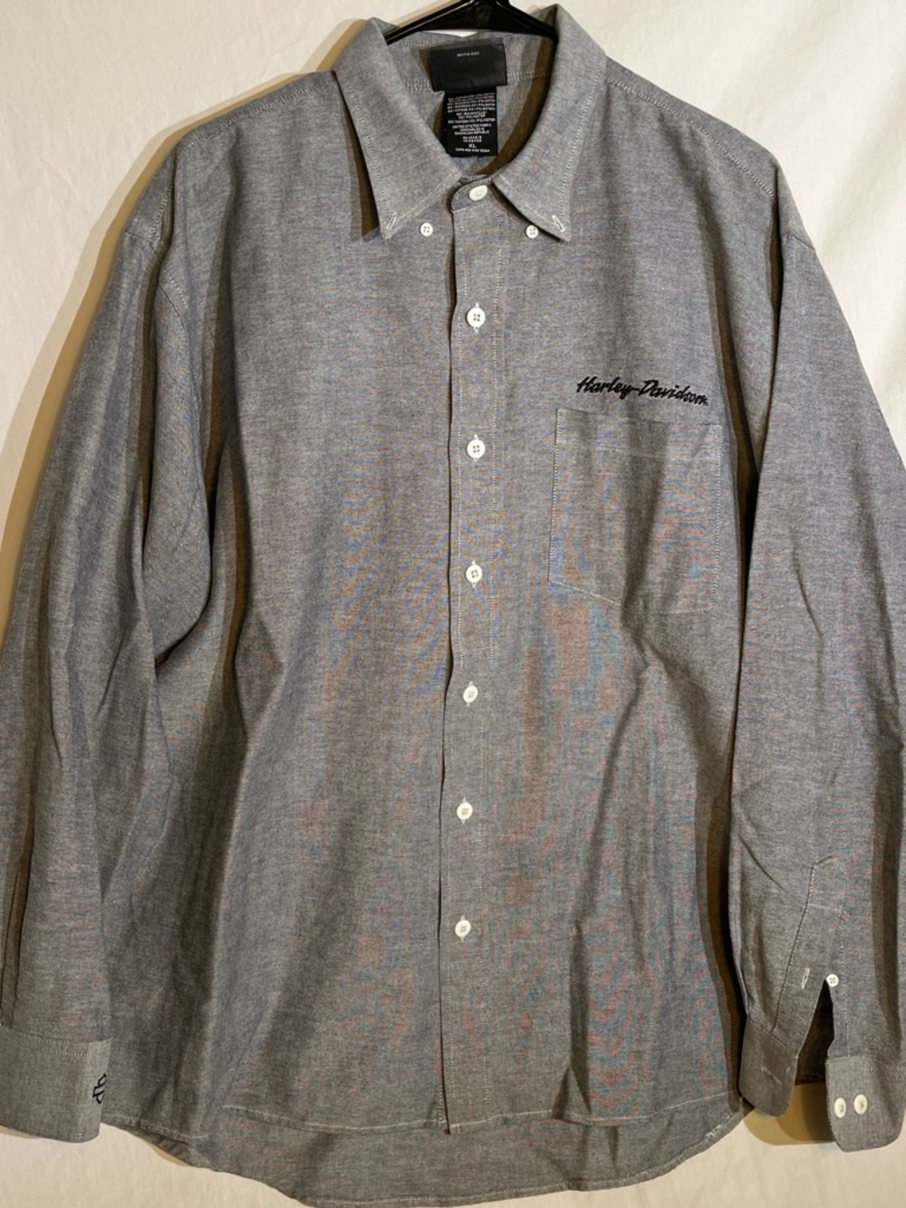 Harley-Davidson Men's Charcoal Gray Long Sleeve Button-Down Shirt
Never worn